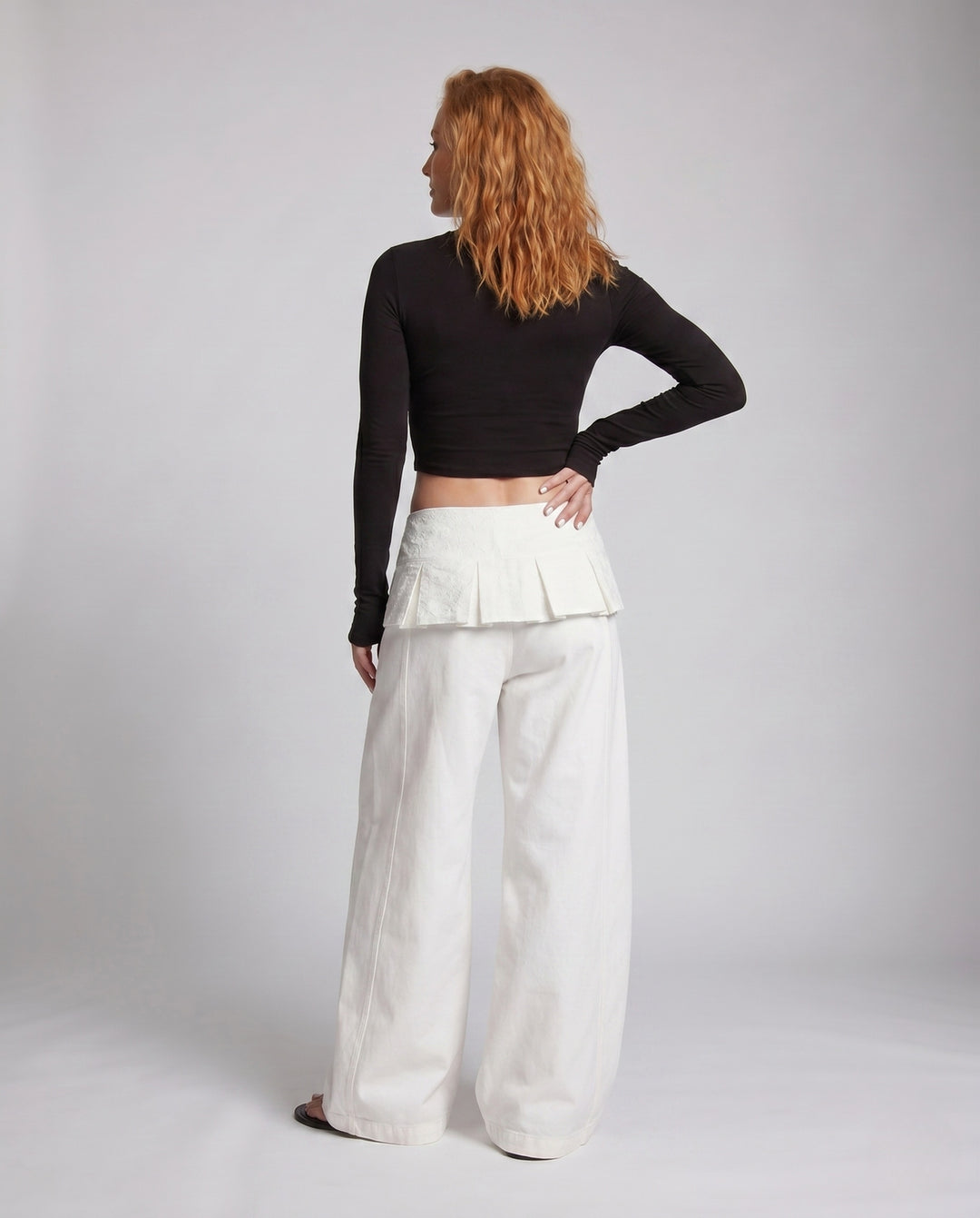 Product 15659688984906 - back_view