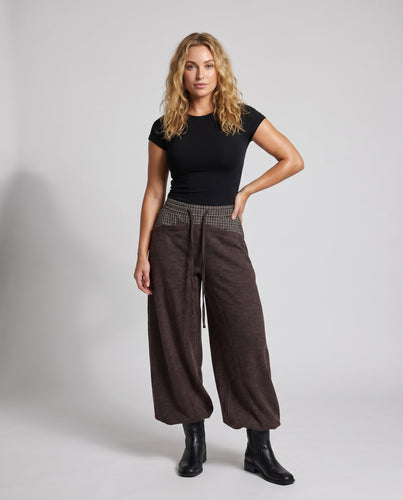 Damen nan weite Lounge-Hose mit Karo-Bund, Kordelzug und aufgesetzten Taschen R&B