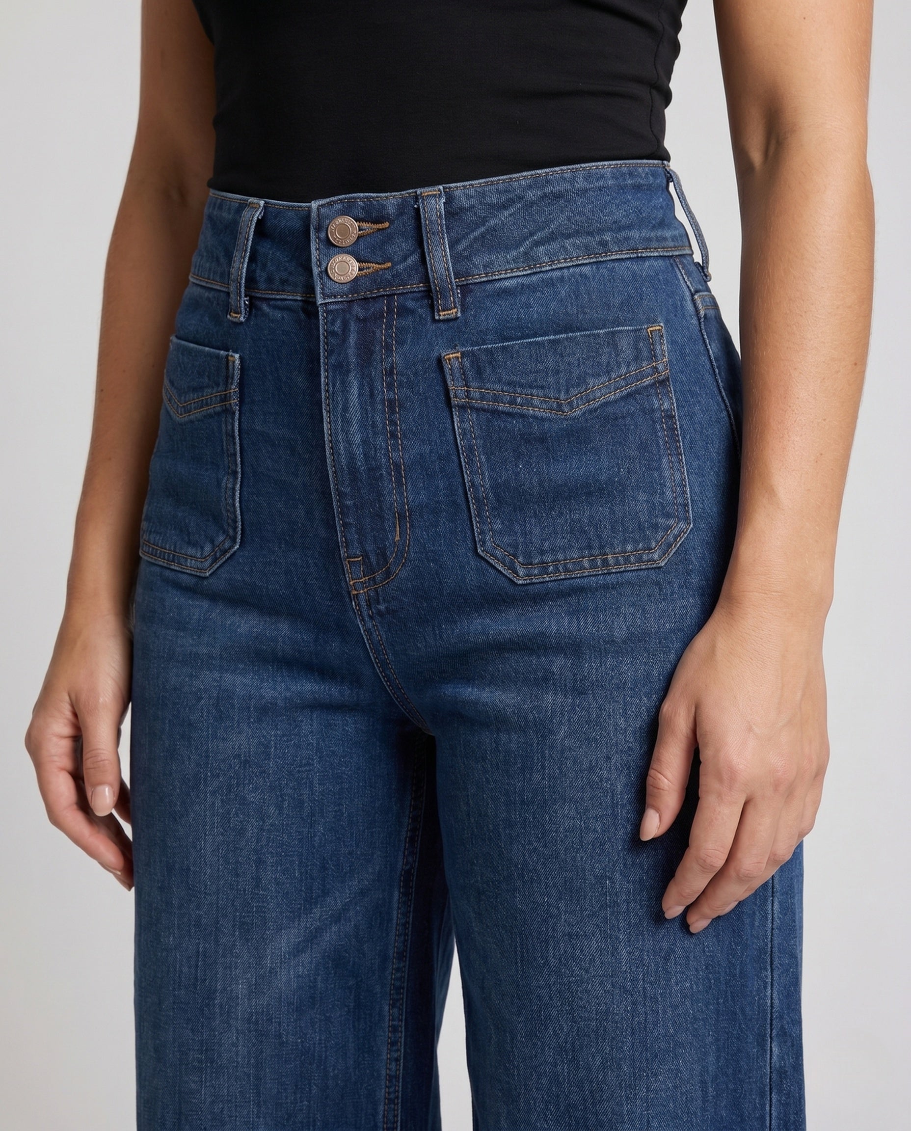 Product 15659689410890 - close_up_detail