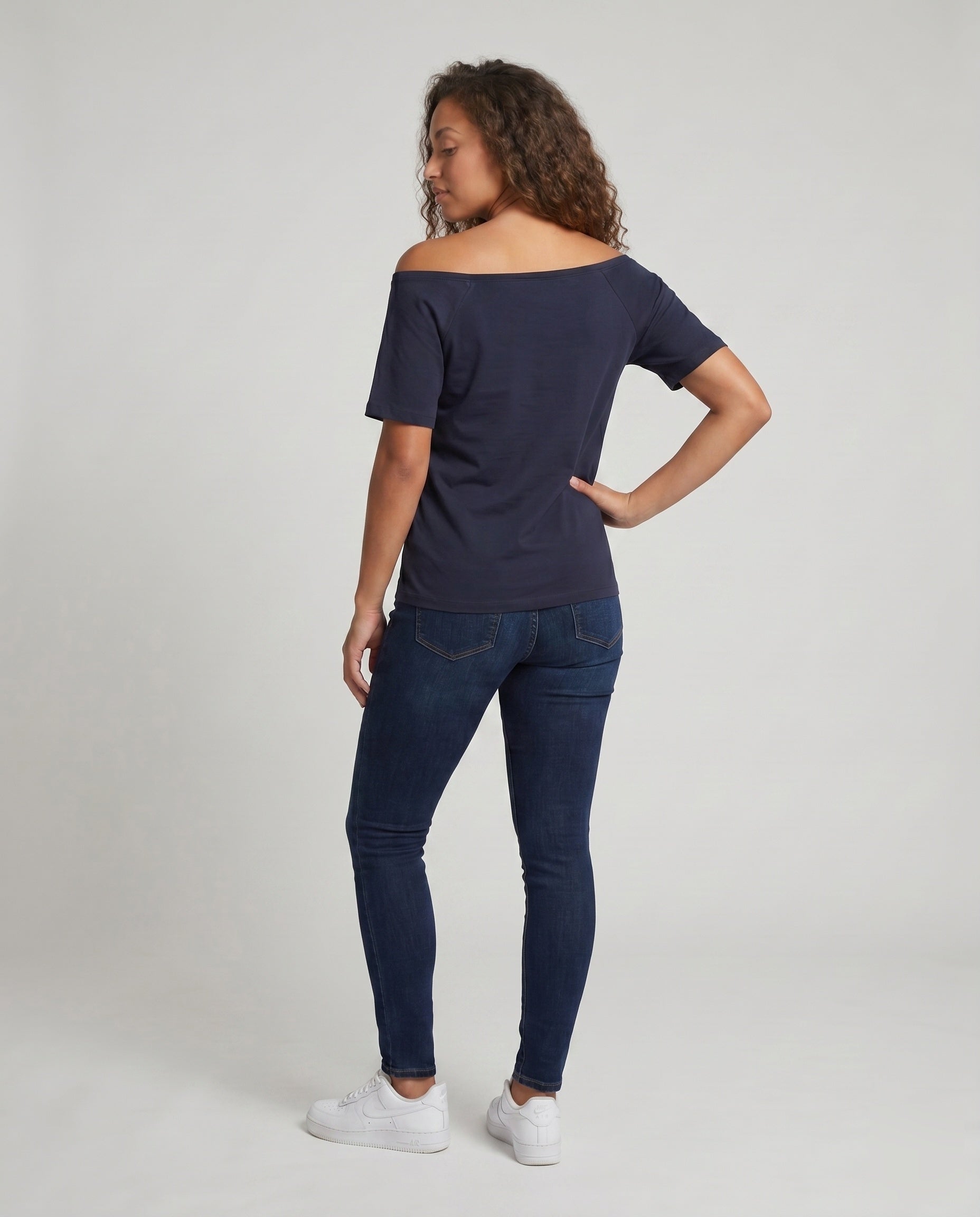 Product 15659690295626 - back_view