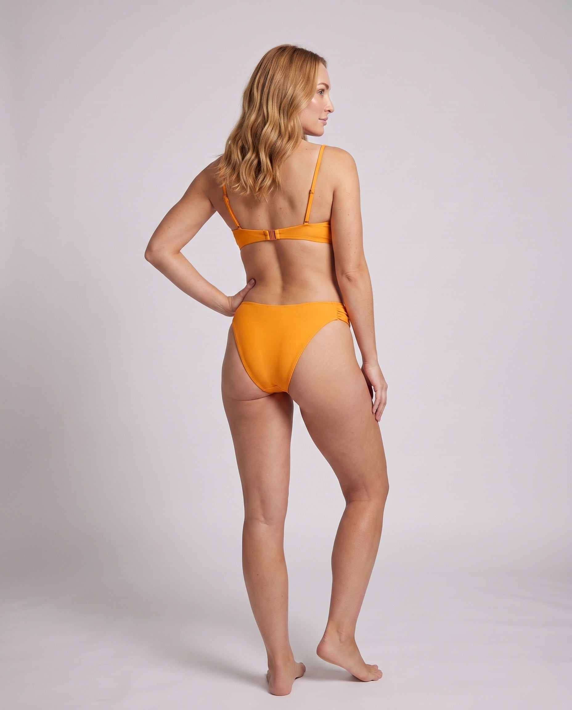 Product 15836745695562 - back_view