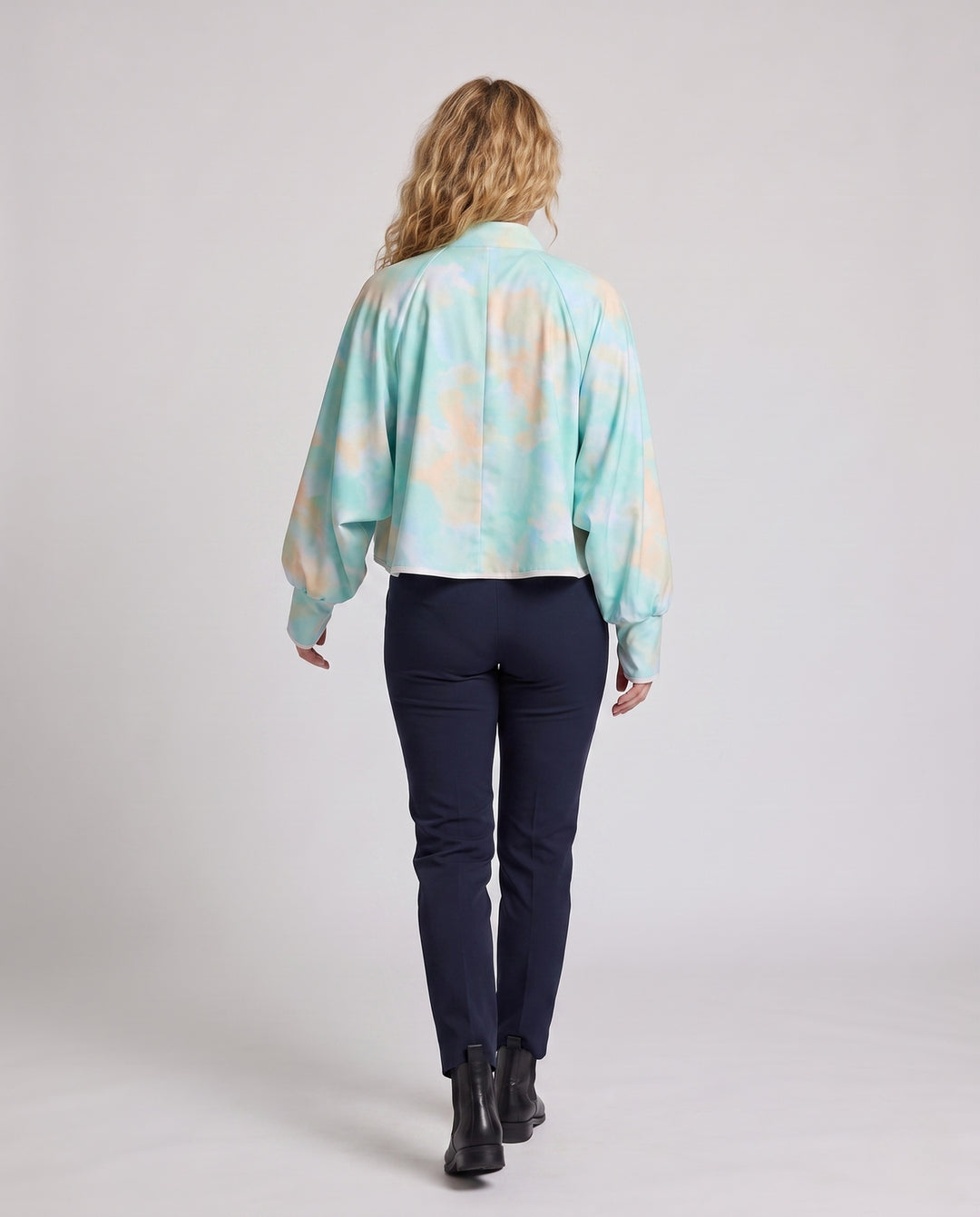 Product 15847611531594 - back_view