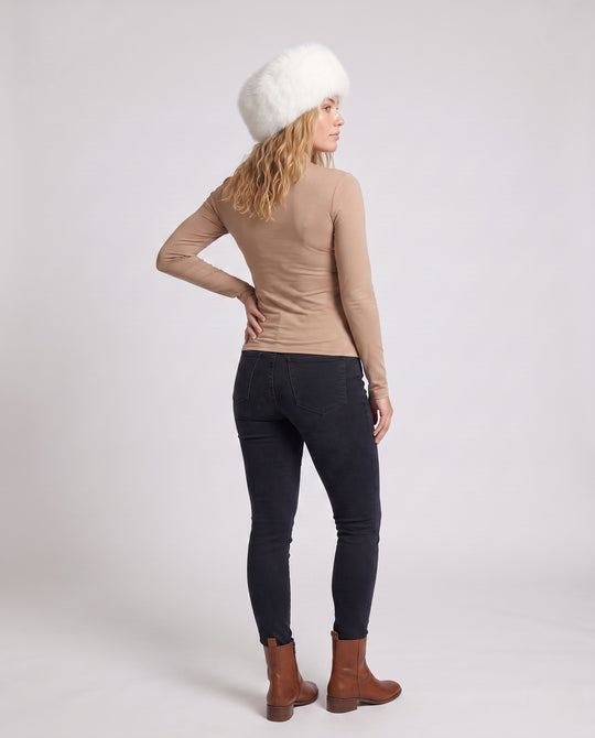 Product 15847611662666 - back_view