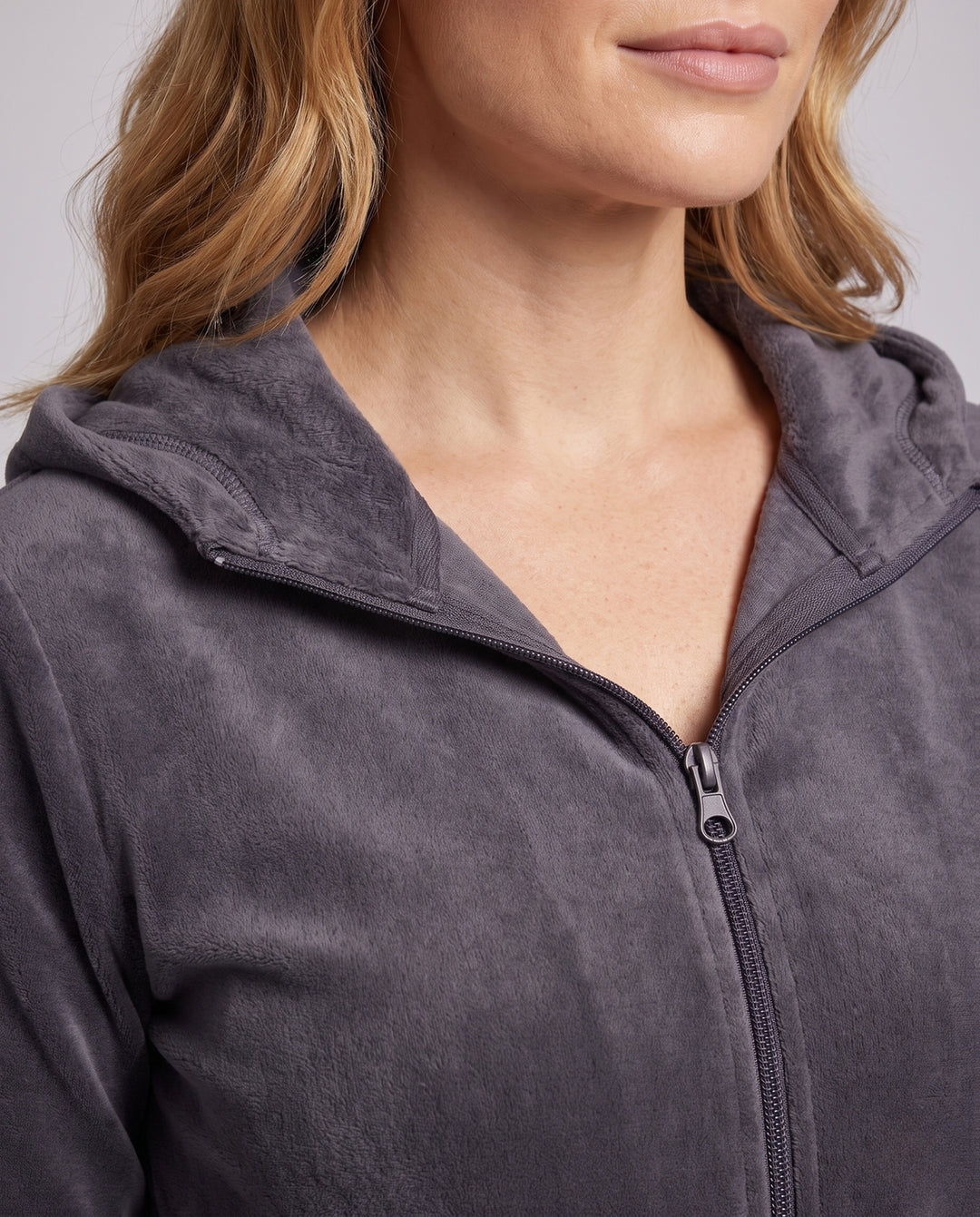 Product 15847613989194 - close_up_detail