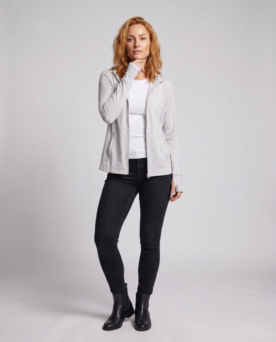 Damen leichte Sportjacke mit schützendem Kapuzendesign und atmungsaktiven Einsätzen R&B