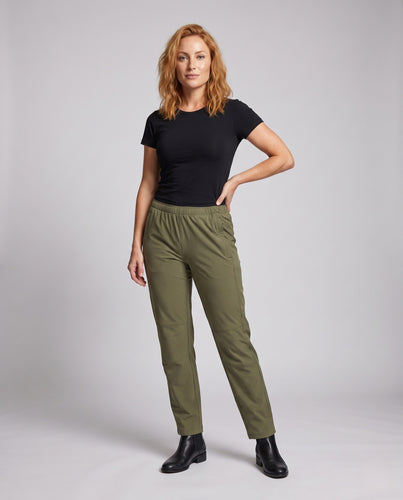 Damen Sportliche Freizeithose mit elastischem Bund und seitlichen Eingrifftaschen R&B