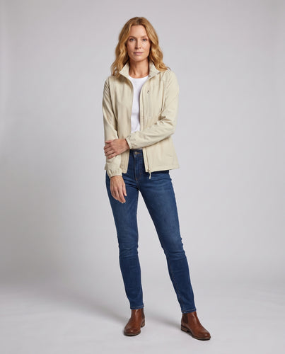 Damen technische Outdoor-Jacke mit hoch atmungsaktivem Design und innovativem Kapuzensystem R&B