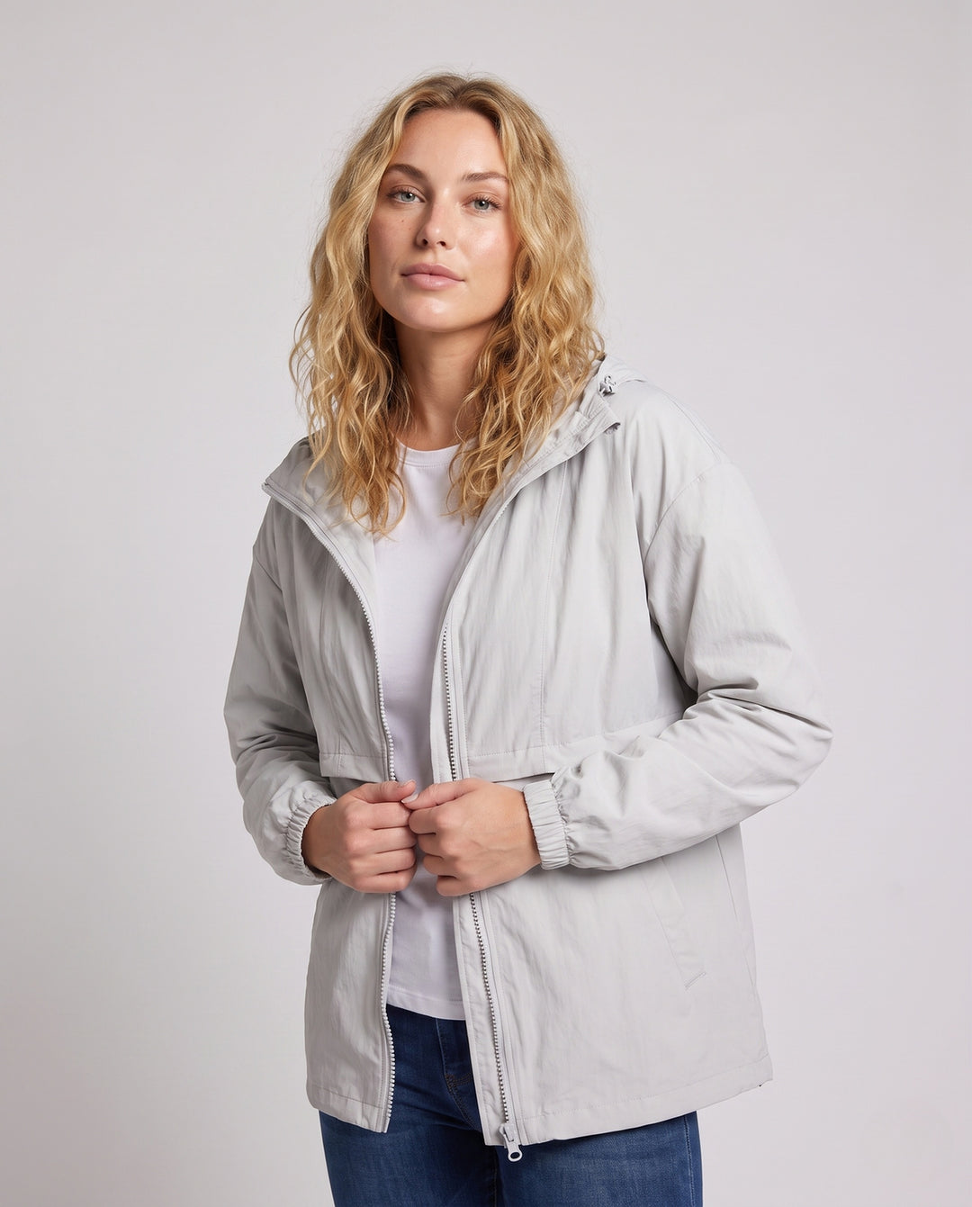 Product 15857701192010 - upper_body