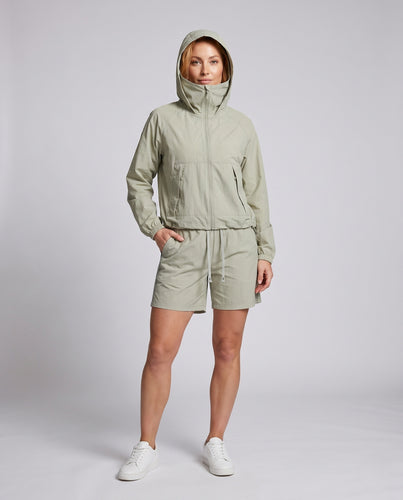 Damen UV-Schutz Set mit leichten Shorts und kapuzierter Jacke R&B