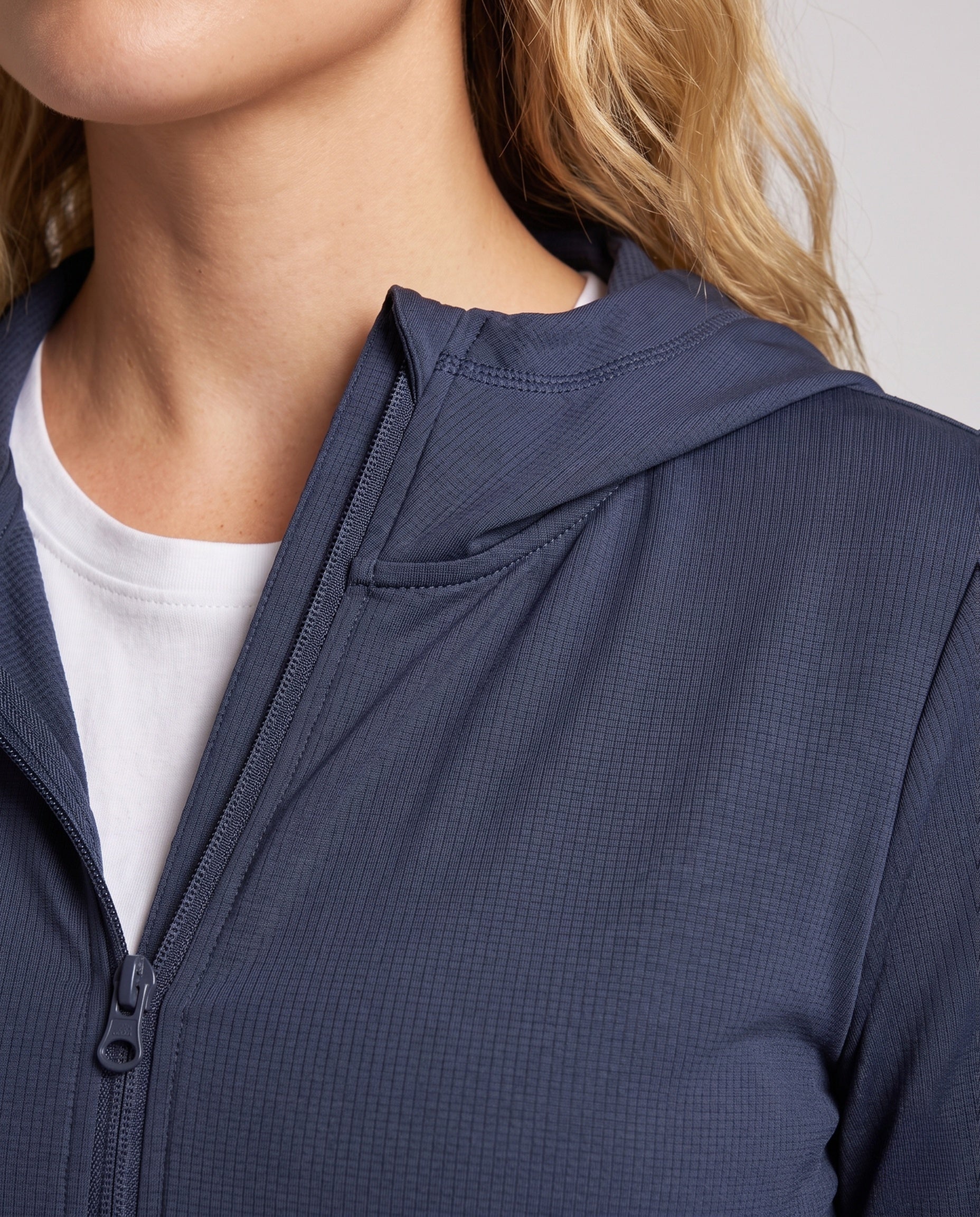 Product 15869444194634 - close_up_detail
