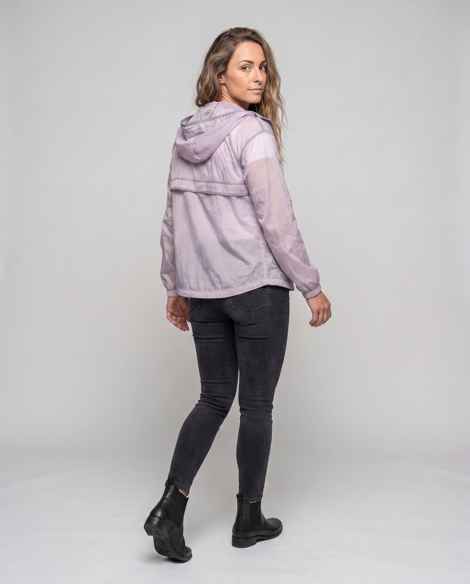 Product 15874244116810 - back_view