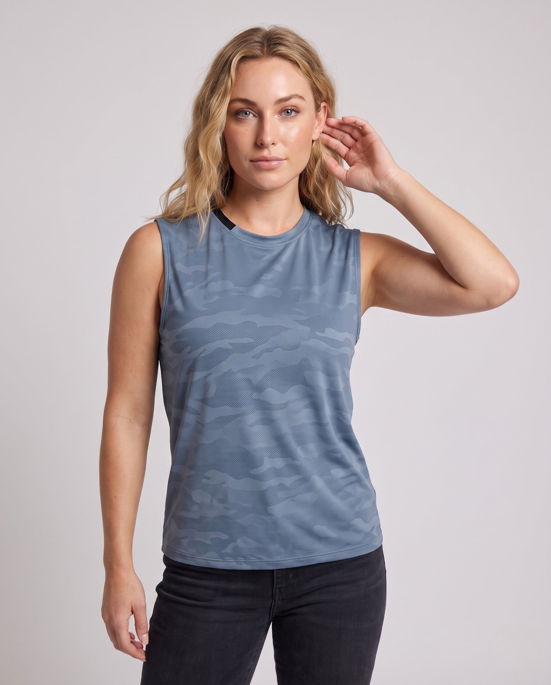 Product 15876141318474 - upper_body