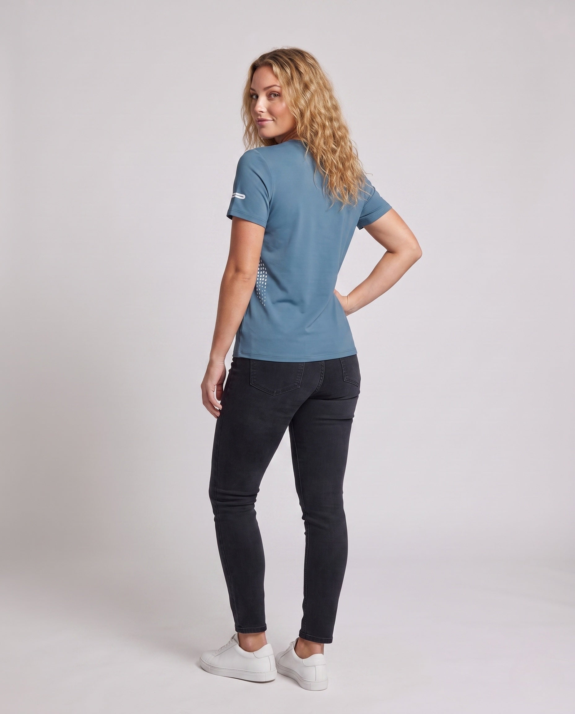 Product 15876146495818 - back_view