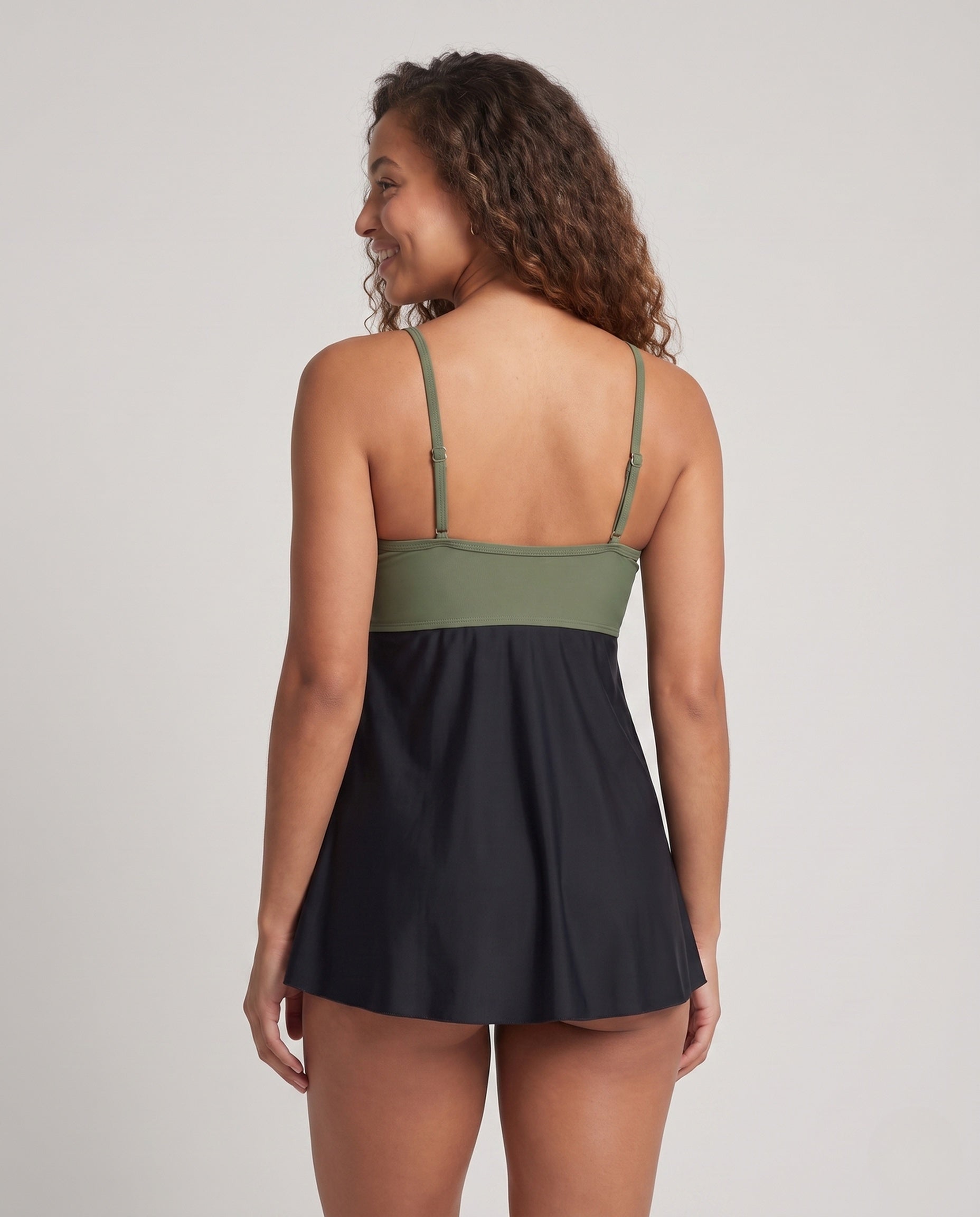 Damen SchwimR&Bstop mit Wickeldesign und fließendem Schnitt R&B