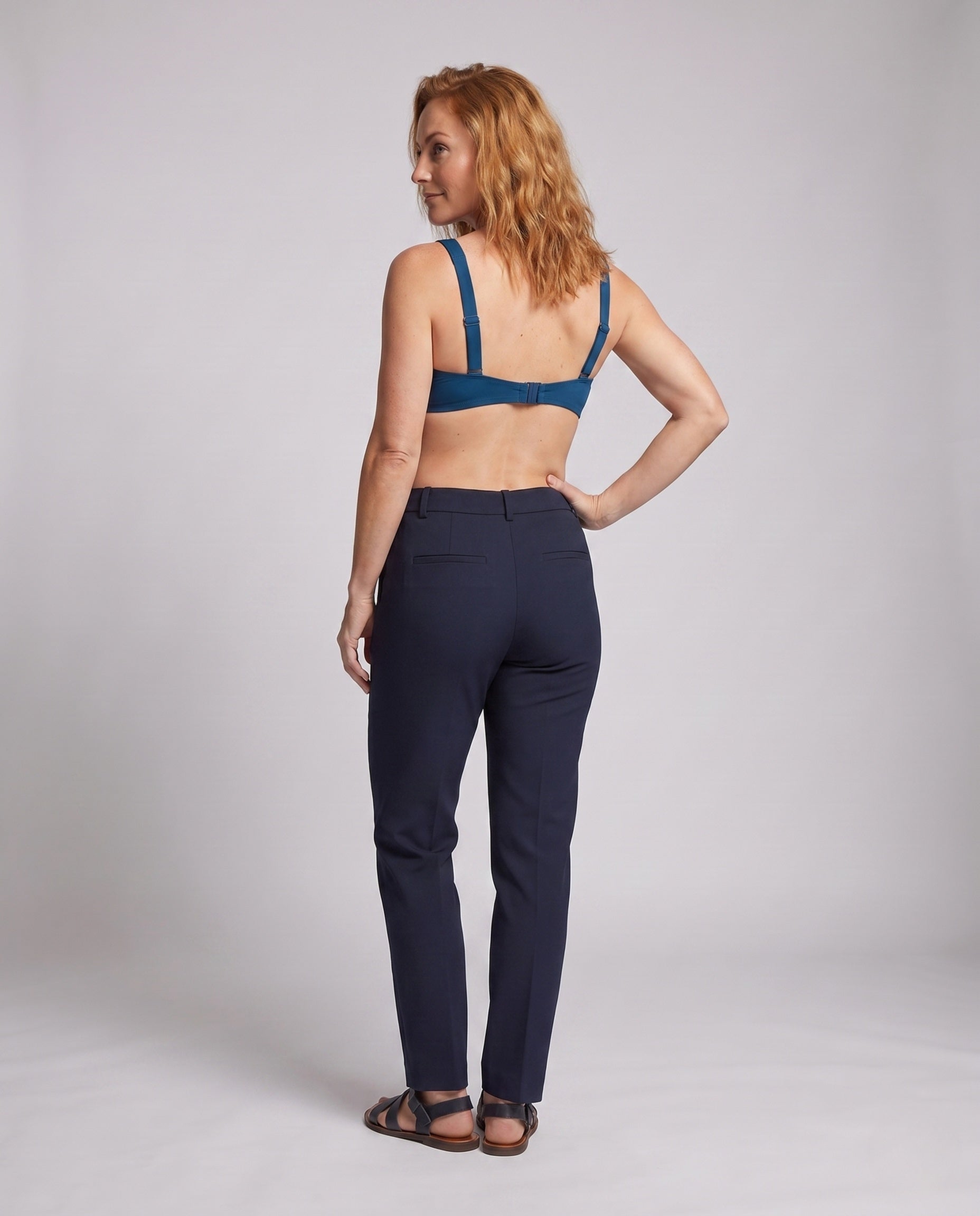 Damen Sportliches Bikinioberteil mit modischem Twist-Design R&B