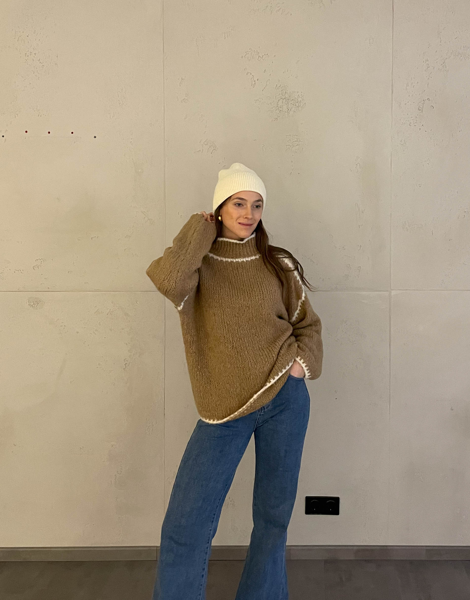 R&B | Pullover mit Kontrastnähten