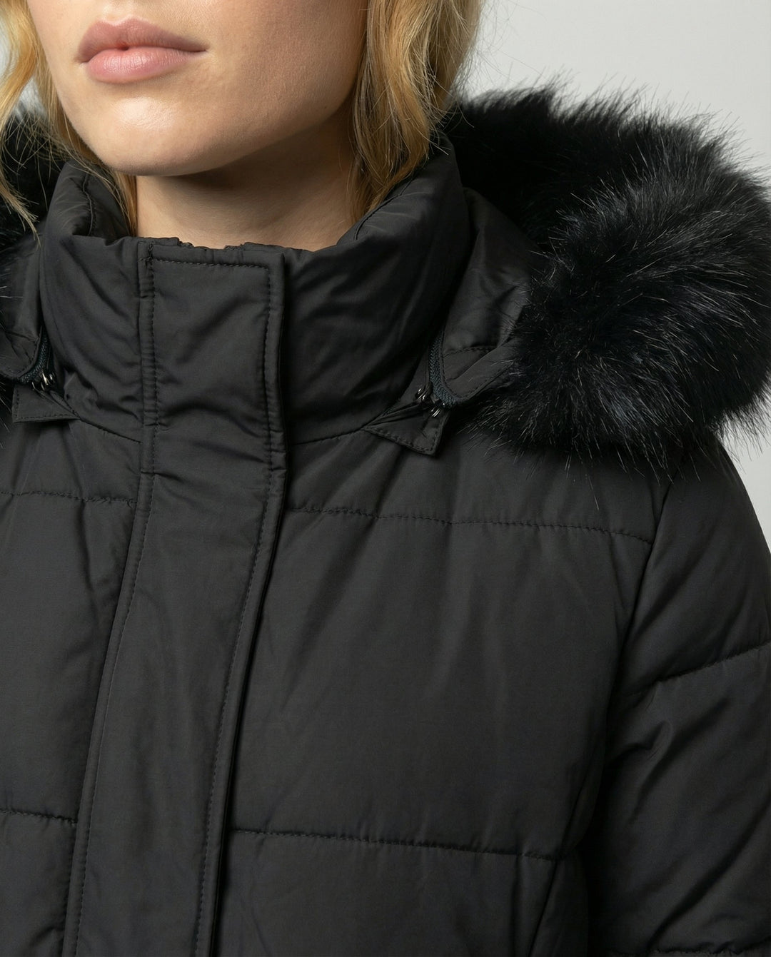 Damen Winterjacke mit Kapuze | R&B
