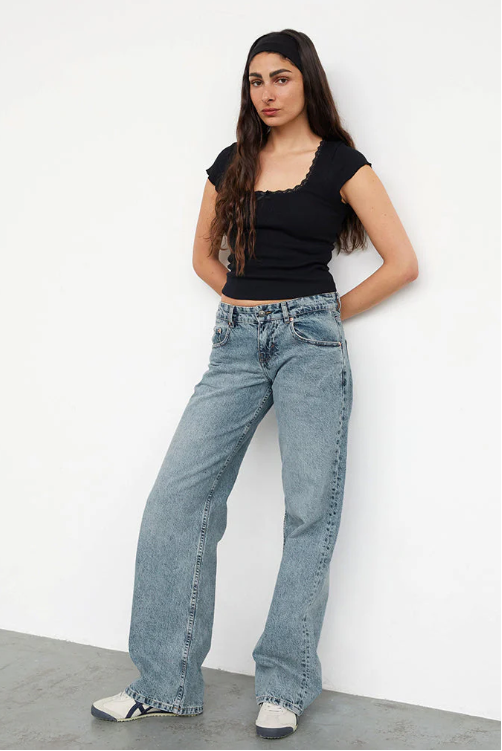 R&B | Low Rise Jeans