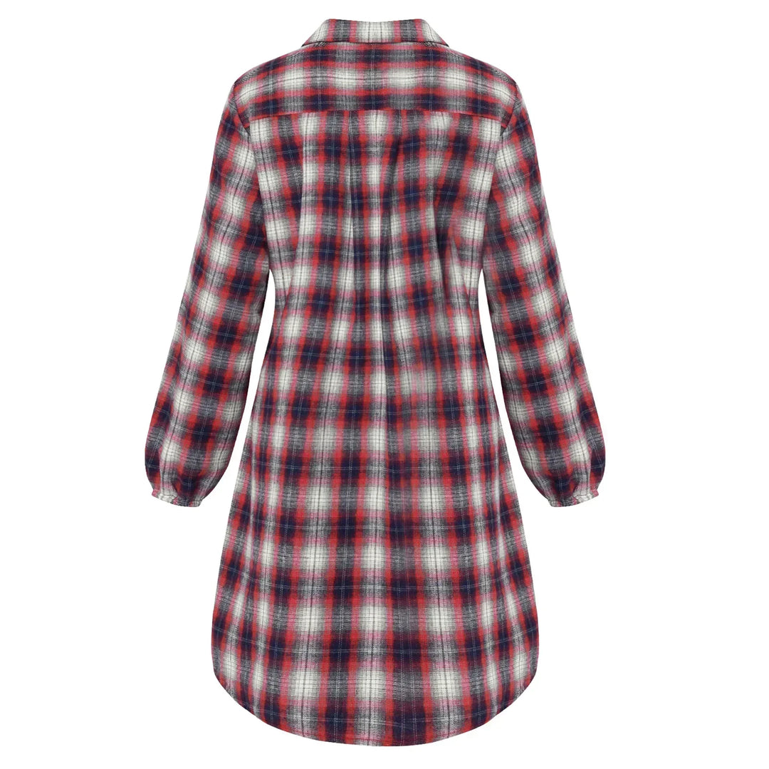 Kariertes Hemdkleid mit Gürtel und Knopfdetails
