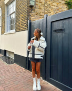 R&B | Oversized Sherpa-Jacke - Weich und Warm - Reißverschluss und Hoher Kragen - Trendiges Design