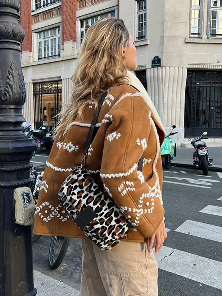 R&B | Warme Jacke mit Revers
