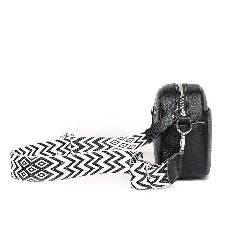 Tasche mit handgefertigten Details