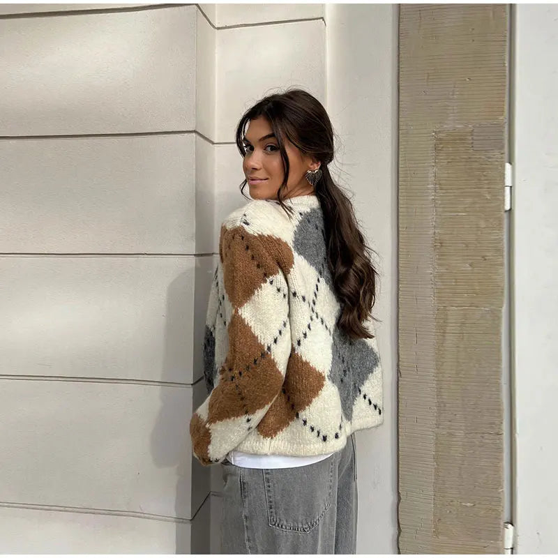 R&B | Strickjacke Vielseitig & Stilvoll