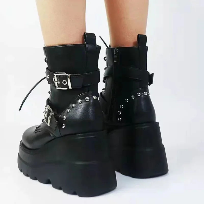 R&B | Mühelos Gothische Eleganz Stiefel