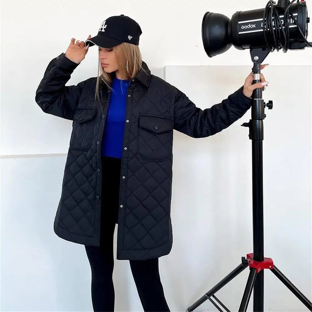 R&B | Klassisch gesteppte Jacke mit Druckknöpfen