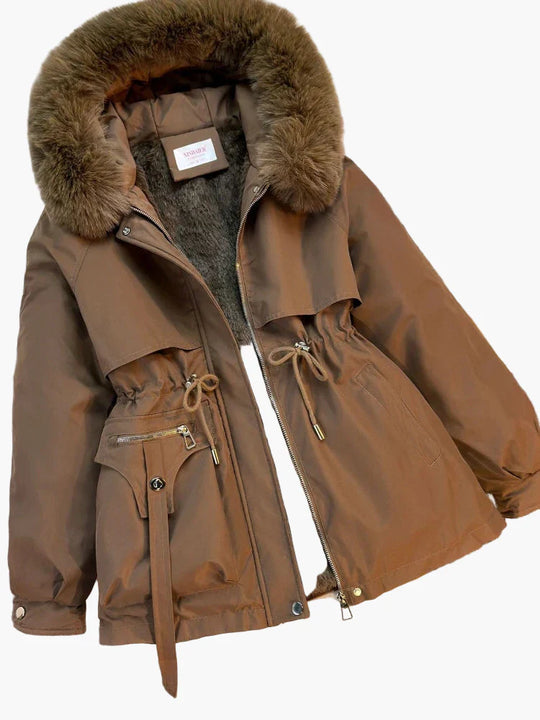 R&B | Winterjacke mit Kapuze und Kunstpelzkragen - Modischer Parka für Kalte Tage