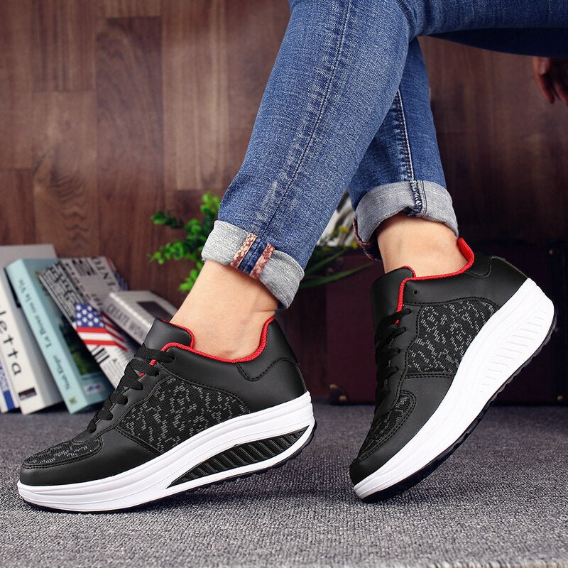 Schwarzer LederSneaker R&B