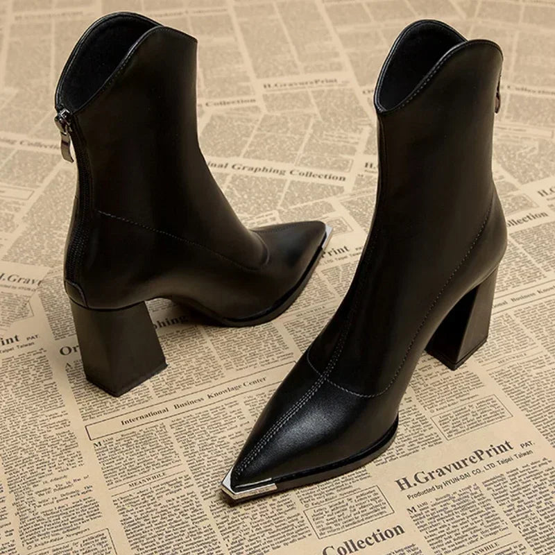R&B | Elegante Lederstiefeletten Für Alltag Und Anlass