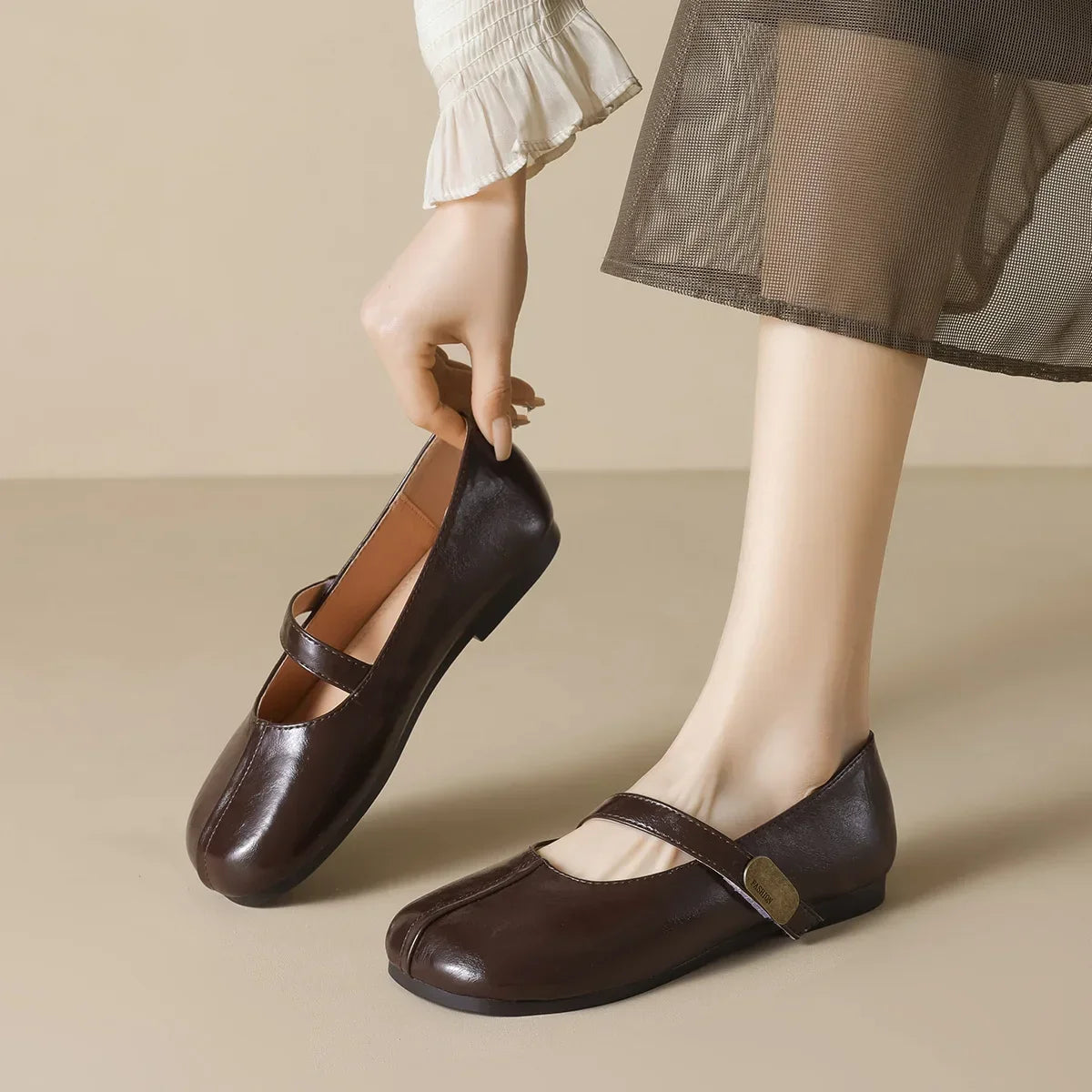 R&B | Neue Frühling Damen Outdoor-Schuhe Runde Zehen Design Mary Jane Schuhe Damen Lässige Flache Schuhe Arbeit Bootsschuhe Große Größen
