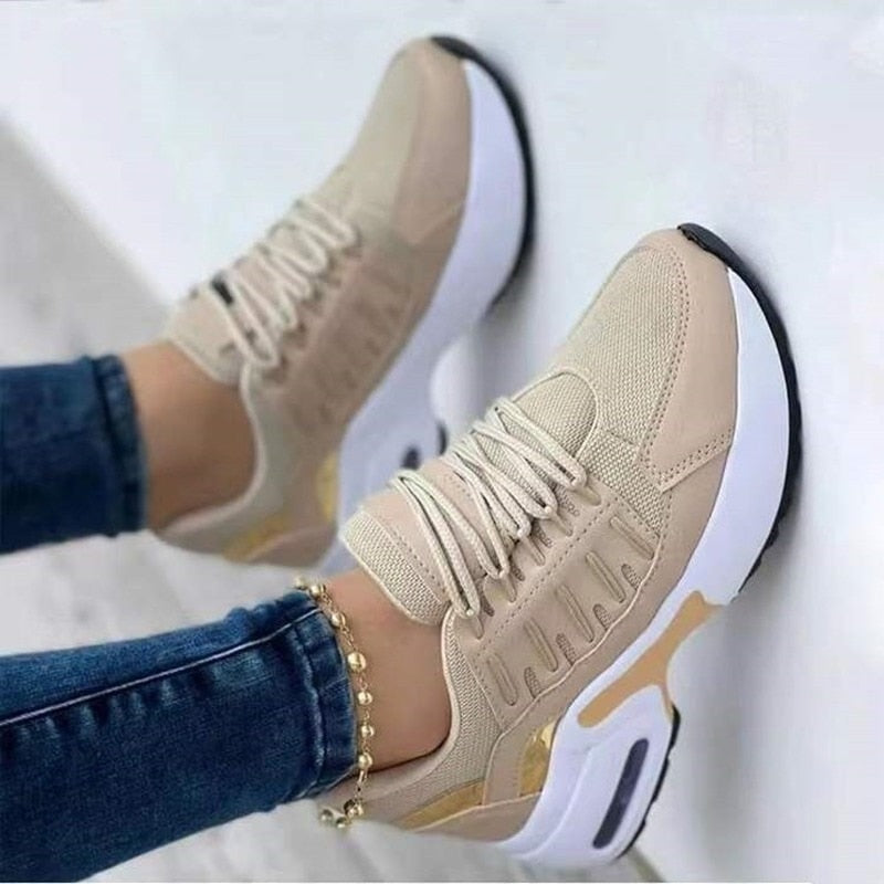 Nova Bequeme Sneakers R&B