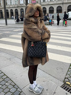 R&B | Lang mit Kapuze und Einfacher Knopfleiste für Damen Ideal für Den Herbst und Den Winter