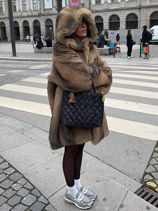 R&B | Lang mit Kapuze und Einfacher Knopfleiste für Damen Ideal für Den Herbst und Den Winter