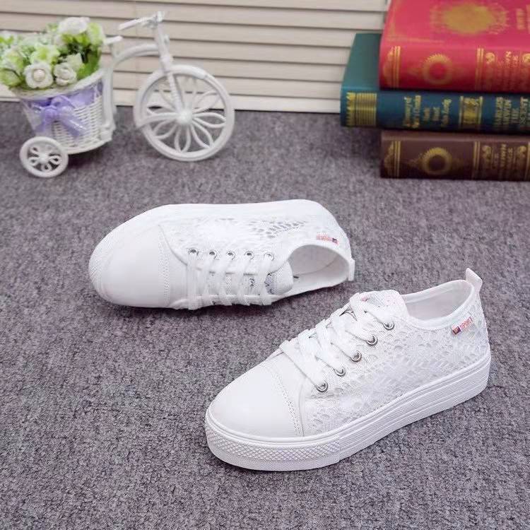 R&B | Eleganz Zu Den Lässigen Sneaker-Schuhen Sneakers mit Schnürverschluss