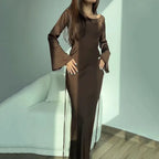 Elegantes Satin-Abendkleid mit langen Ärmeln