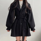 R&B | Eleganter Taillierter Trenchcoat für Frauen