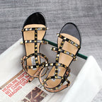 R&B | Sommer Damen Sandalen Frauen Lässige Flache Schuhe Schlicht Stil Mode Nieten Design Gehen und Einkaufen Große Größe
