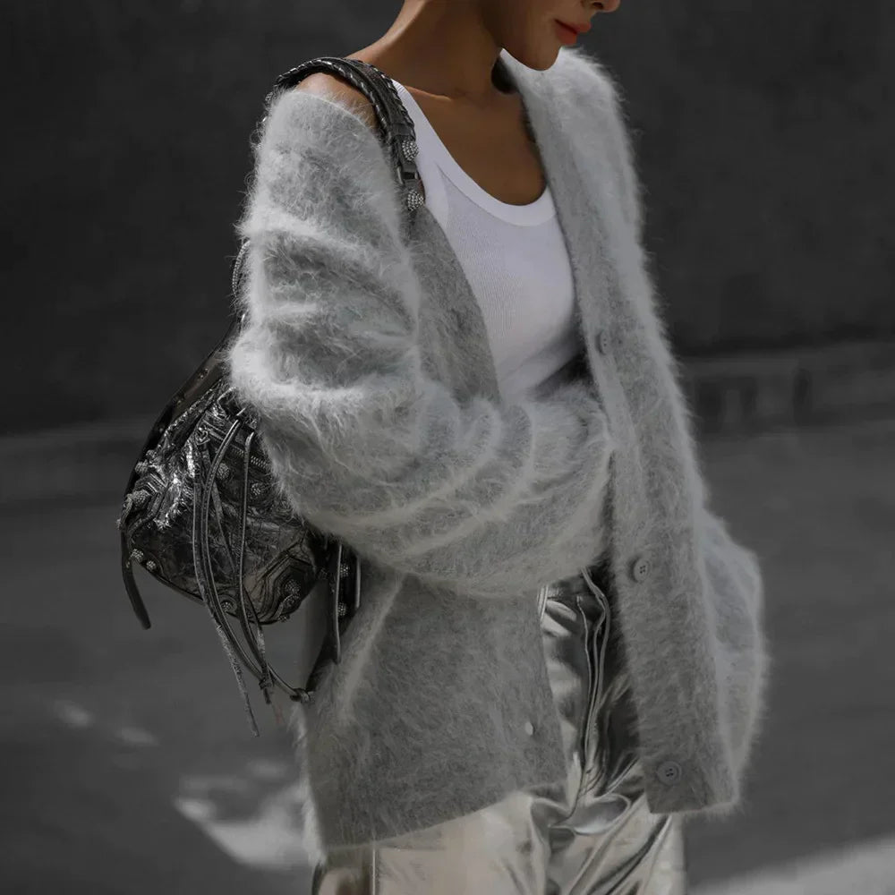 R&B | Cardigan Cozy Couture