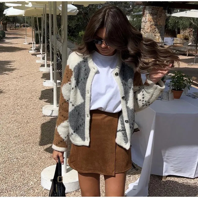 R&B | Strickjacke Vielseitig & Stilvoll