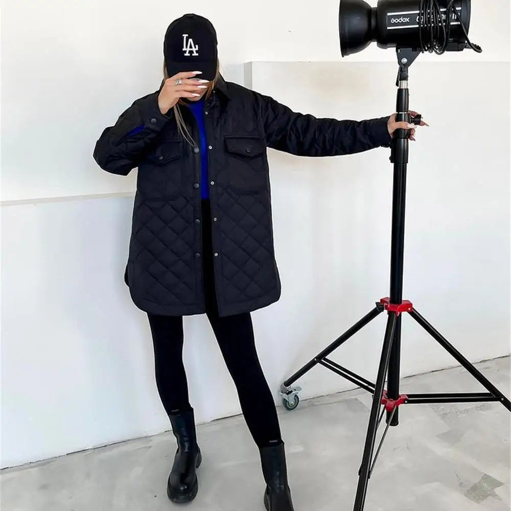R&B | Klassische gesteppte Jacke mit Druckknöpfen