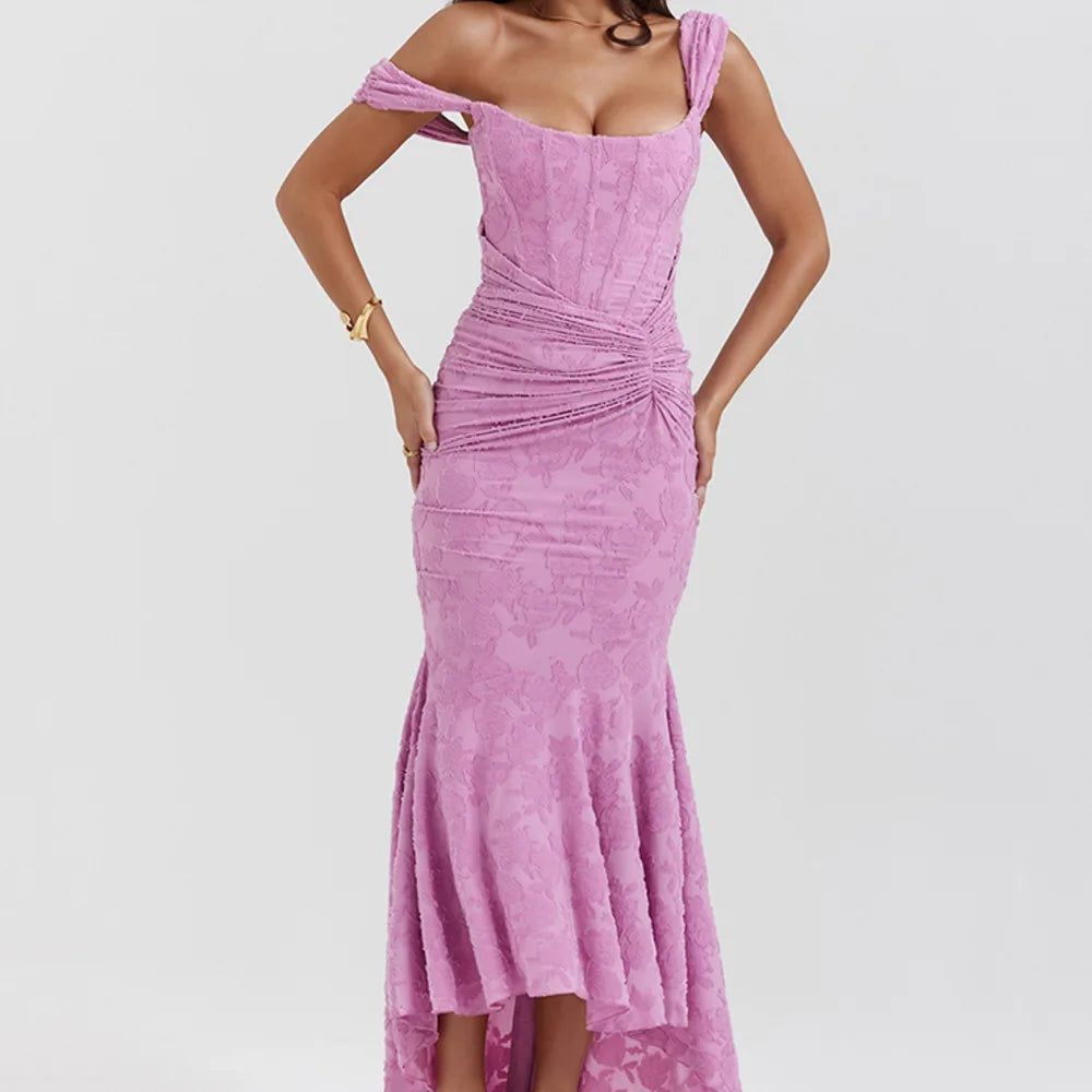 R&B | Gerafftes Korsettkleid mit Tiefem Saum