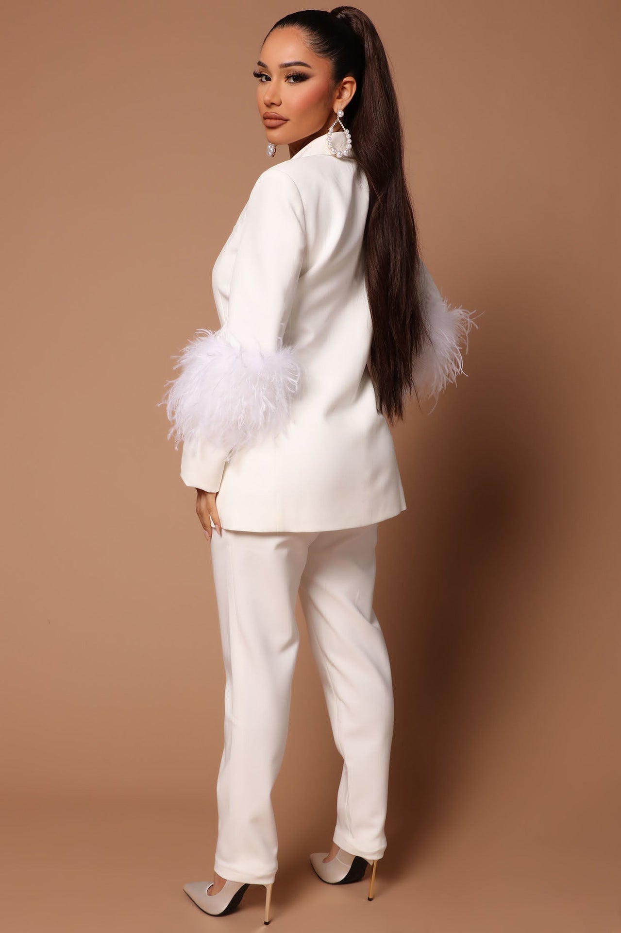 R&B | Blazer mit Federn und Hose Set für Frauen