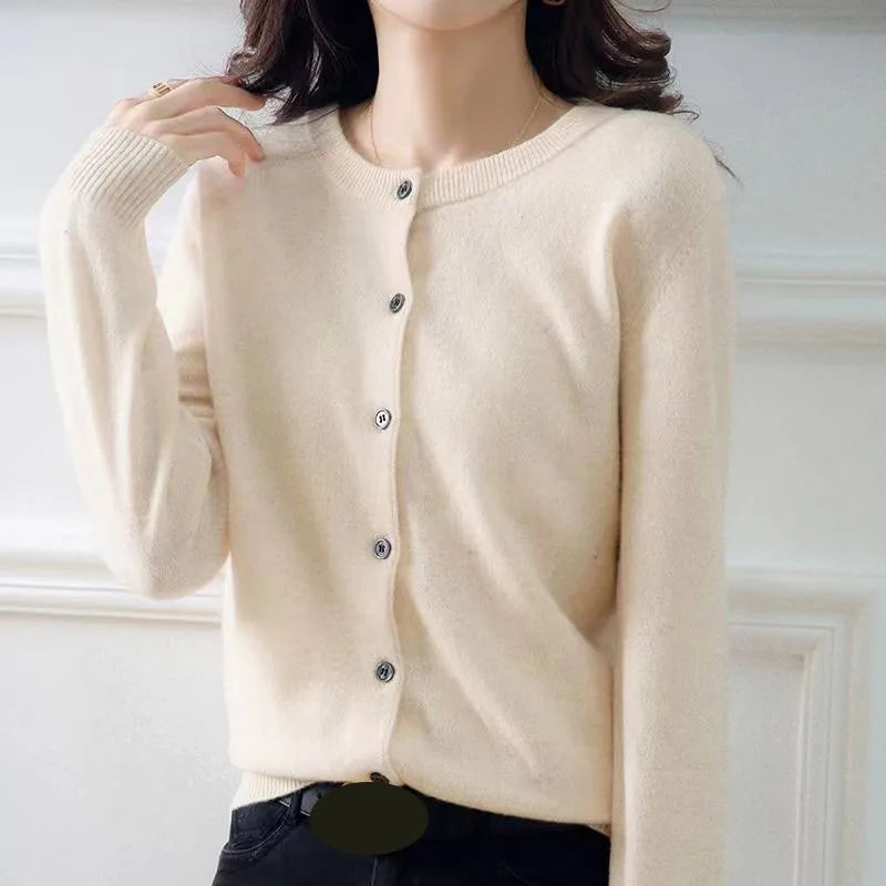 R&B | Klassische Strickjacke