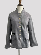 Damen Kurzjacke mit Mehrknopfleiste und Farbakzenten | R&B