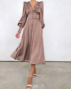 EB | Elegante Satinkleider für Frühling und Sommer