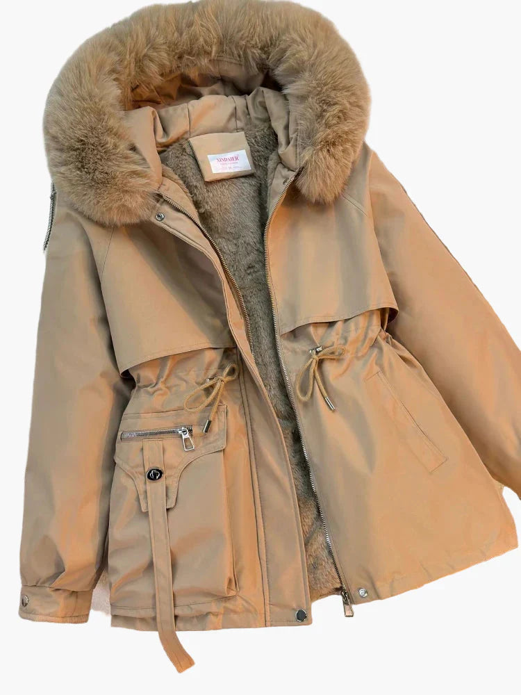 R&B | Winterjacke mit Kapuze und Kunstpelzkragen - Modischer Parka für Kalte Tage
