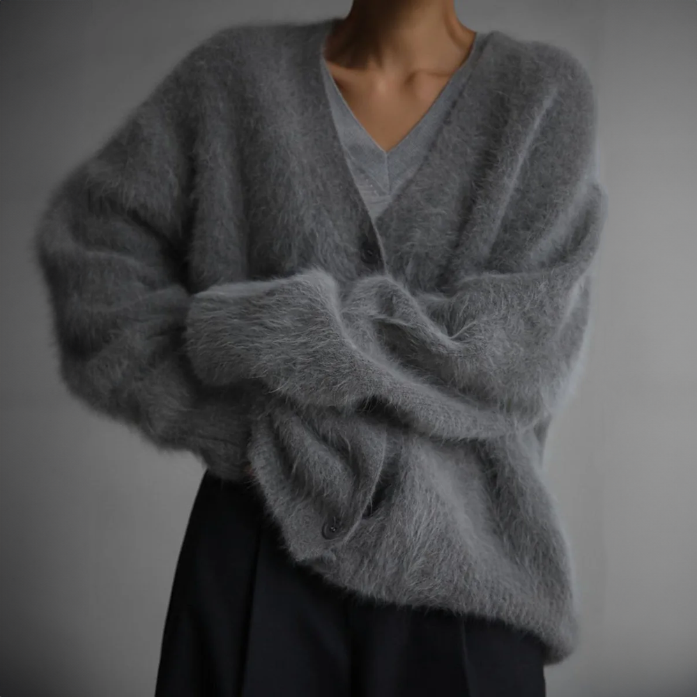 R&B | Cardigan Cozy Couture
